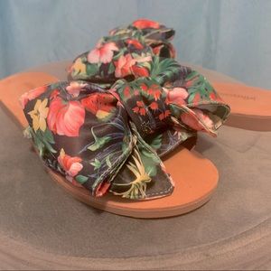 Jeffrey Campbell bow slippers